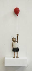 Junge mit Luftballon, Bronze/Holz, 2017, H: 24 cm