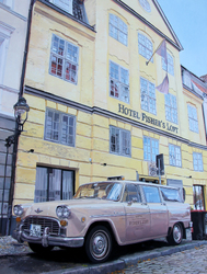 Checker Marathon vor dem Fisher´s Loft Lübeck
