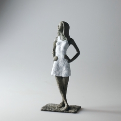 Mädchen mit Mini LVI