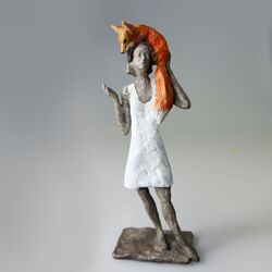 Pelzträgerinnen, Bronze, 2023, H: 18 cm