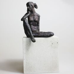 Sitzendes Mädchen VIII.