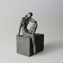 Klotz und Figur V., Bronze, 2012, H: 9 cm
