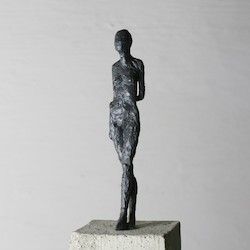 Tanz am Abgrund IX., Bronze,Beton, Stahl, 2009, H: 147 cm